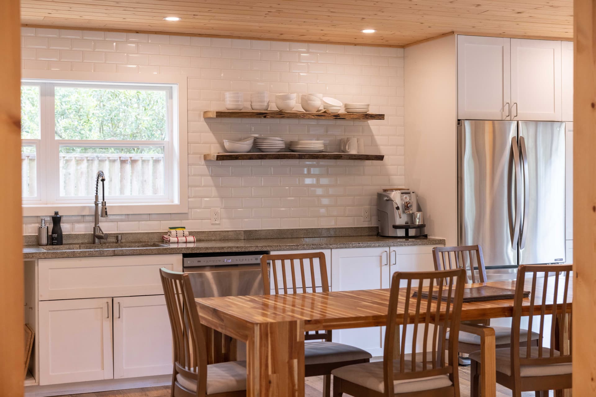 Second bedroom with comfortable furnishings